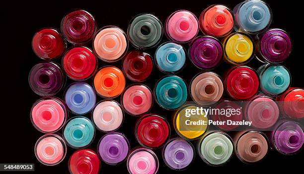 multi coloured nail varnish - nail varnish stockfoto's en -beelden