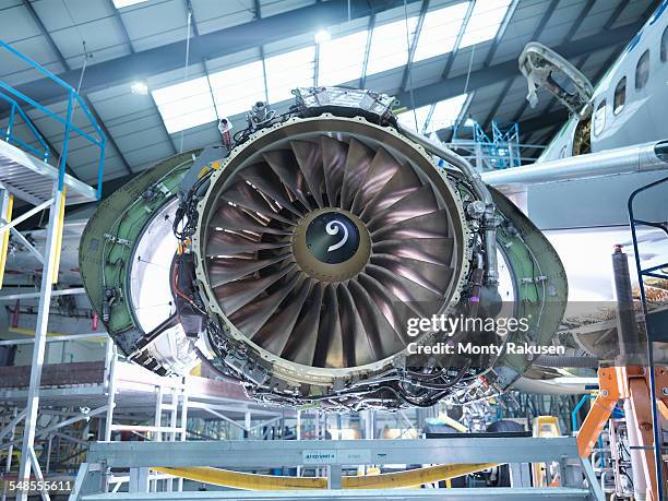 aircraft jet engine in aircraft maintenance factory - aircraft assembly plant fotografías e imágenes de stock