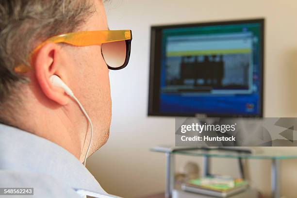 Blinding Computer Blind Computer Photos and Premium High Res Pictures - Getty Images