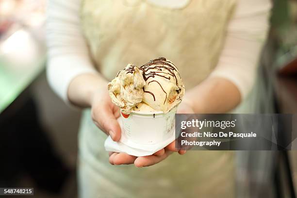 ice cream - ice cream cup stock-fotos und bilder