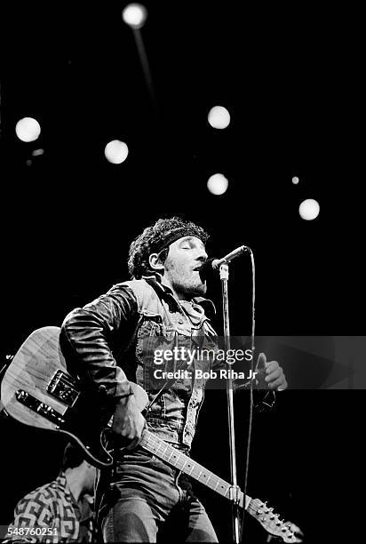 Bruce Springsteen performs during the last show of the 1985 ‘Born in the U.S.A. Tour’, October 2, 1985 in Los Angeles, California.