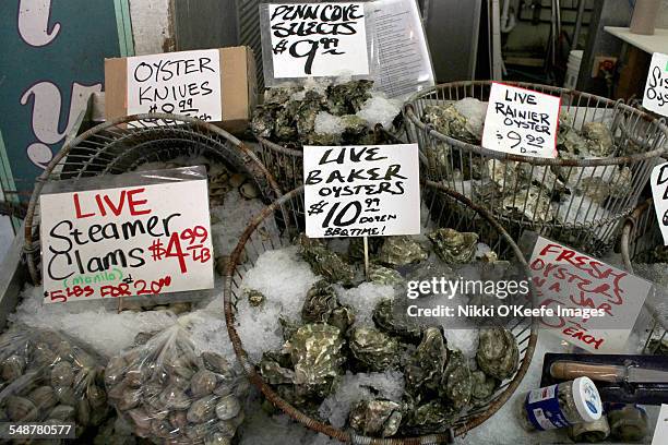 fresh fish  - pike place market stock pictures, royalty-free photos & images