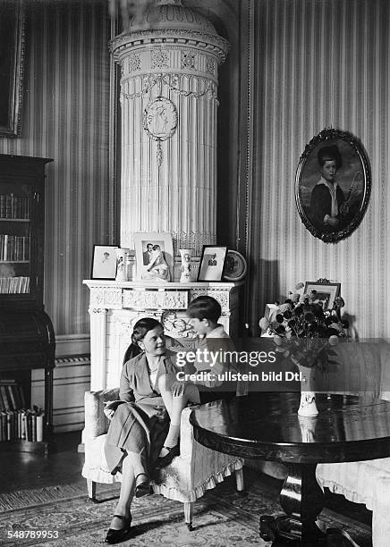 Hans Ulrich Von Schaffgotsch Photos and Premium High Res Pictures