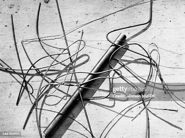 Dowsing Rod Drawing Dowsing Rods Photos and Premium High Res Pictures - Getty Images