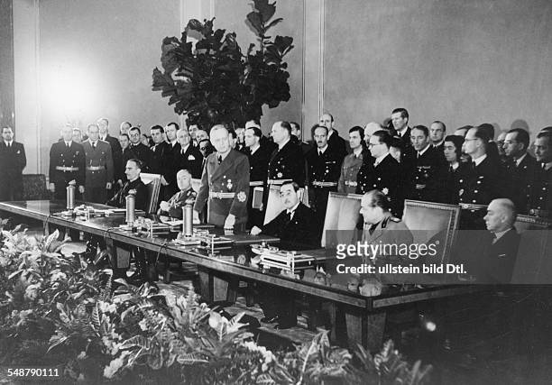 Germany Free State Prussia Berlin : Tripartite Pact - German Foreign Minister Joachim von Ribbentrop giving an adress after the signing of the Pact...