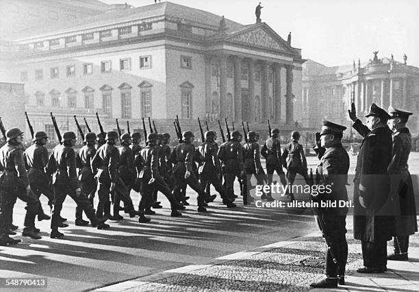 Germany Free State Prussia Berlin : Tripartite Pact Parade of a guard of honour on Unter den Linten Boulevard on the occasion of the 1st anniversary...