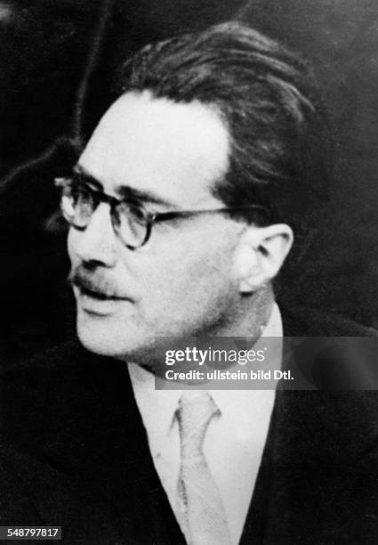 Menthon, Francois de - Politician, Jurist, F *08.01..1984+ - the French lead prosecutor at the Nuremberg War Crimes Tribunal - President of the...