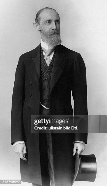 Derenthall, Eduard von - Jurist, Politician, Germany *18.01.1835-+ - imperial German Ambassador - 1900 - Photographer: Hermann Brandseph Vintage...