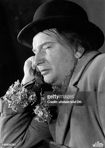 Rose, Paul - Actor, Germany *1900-1973+ In his role as 'Die Ratten' - Photographer: Charlotte Willott - 1938 Vintage property of ullstein bild
