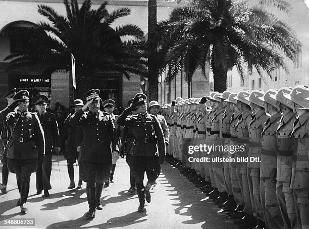 Rommel, Erwin *15.11.1891-+ Offizier, Generalfeldmarschall, D Kommandeur Afrikakorps Feb.41-März43 Generalleutnant Rommel und der italienische...