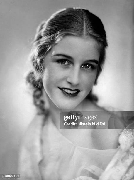 Geb. Baronesse von Freyberg als Filmschauspielerin Pseudonym Daisy d'Ora Miss Germany 1931 - Portrait 1929