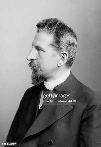 Hauptmann, Carl - Writer, Germany *11.05.1858-+ Pen name Ferdinand Clear - Portrait, side-face - around 1900 - Photographer: Wilhelm Fechner -...