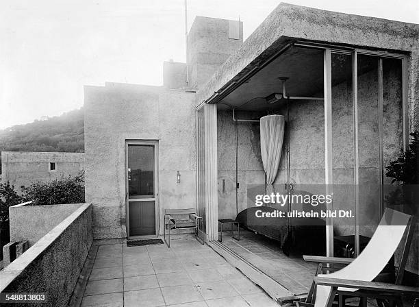 The modern home of the French poetess Comtesse de Noaille in Hygeres - architect: Mallet-Stevens - hangig bed constructed by Chareau on the terrace,...