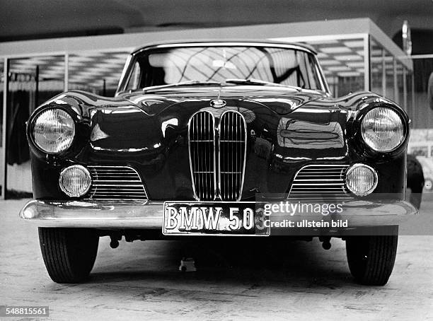 Cars - luxery cars: BMW 503 at an exhibition - 1960 - Photographer: Jochen Blume - Vintage property of ullstein bild