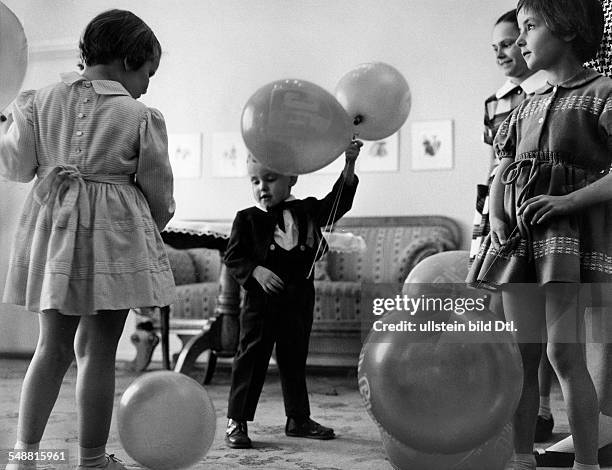 Max Jacoby Max Jacoby Photos and Premium High Res Pictures - Getty Images