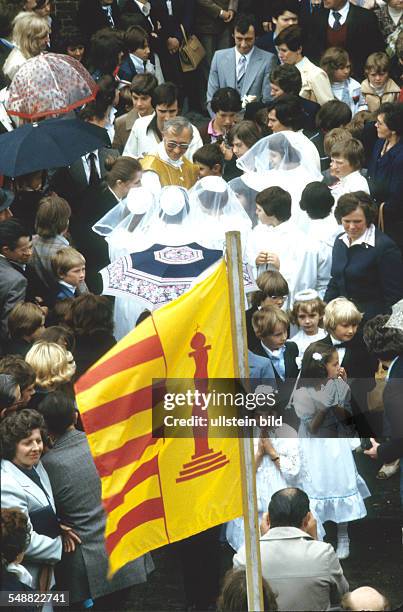 Belgium: Walloonish first communion.