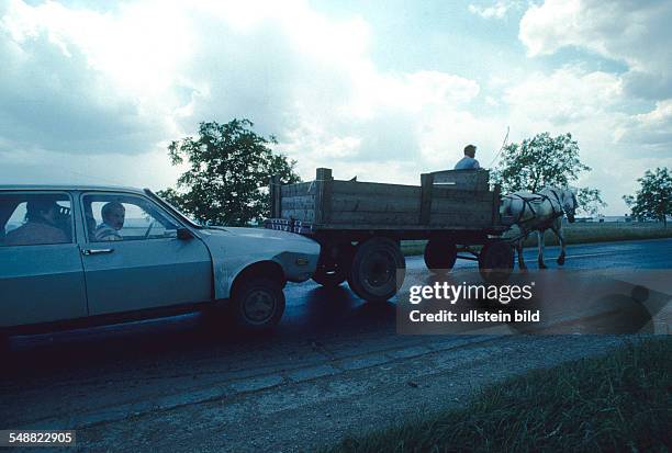 Romania: A recovery vehicle on the street between Tirgu-Mures and Cluj.