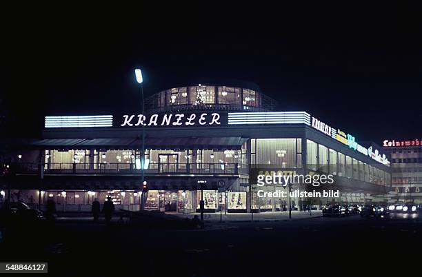 Germany Berlin - " Cafe Kranzler" at Kurfuerstendamm - 1960er Jahre