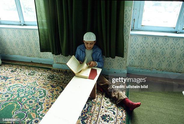 Germany North Rhine-Westphalia Bonn - aTurkish Koran school in a mosque -