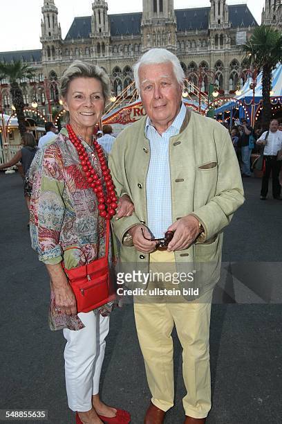 Weck, Peter - Actor, Producer, Austria - with Wife Ingrid during Premiere of Circus-Roncalli in Vienna, Austria