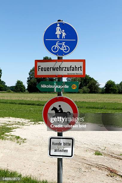 127 Verkehrsschilder Stock Photos, High-Res Pictures, and Images