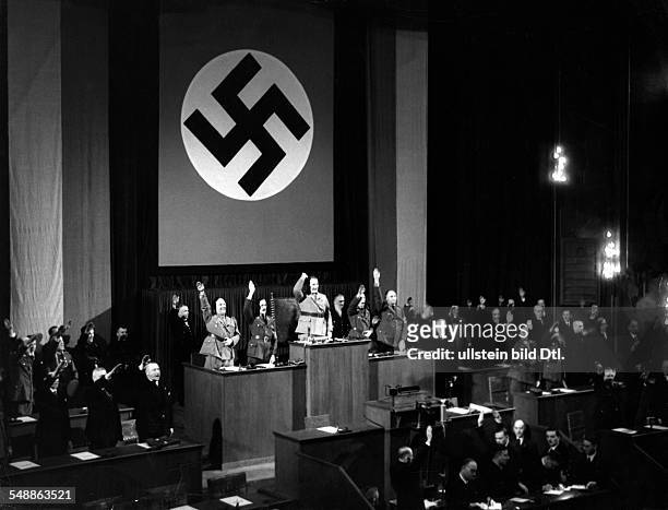 Germany : Initial meeting of the newly elected German Reichstag in the Kroll Opera: At the close of the meeting is sung the German national anthem,...