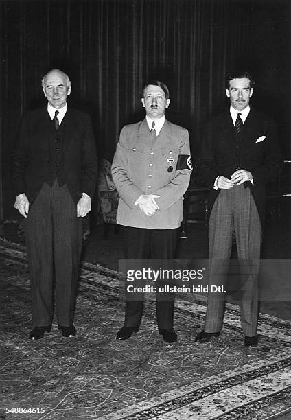 Hitler, Adolf - Politician, NSDAP, Germany *20.04.1889-+ Meeting at the Reichskanzlei Berlin : British Foreign Minister Sir John A. Simon, Adolf...