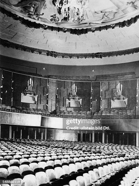 74 Kroll Opera House Stock Photos, HighRes Pictures, and Images