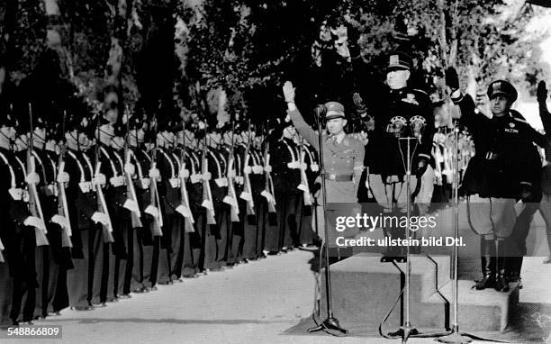 Italy, Anniversary 'Marsch auf Rom': Head of State Benito Mussolini during event in Rome in front of a guard of honour of the fascist youth...