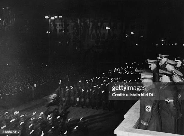 Reenactment of the torchlight procession of january 30th 1933, the day Hitler's Machtergreifung : on the balcony of the Reich chancellory at...