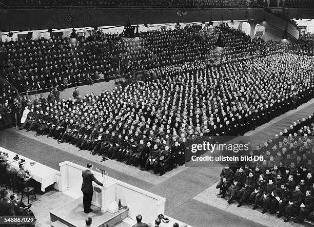 Ww2 Hitler Rally 242 Adolf Hitler Palace Stock Photos, High-Res Pictures, and Images ...