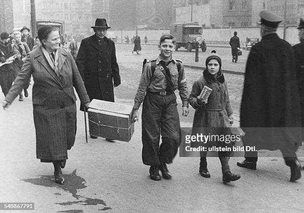 Germany Free State Prussia Berlin Berlin Hitler Youth, a Hitler boy returning from the country year before christmas - - Photographer:...
