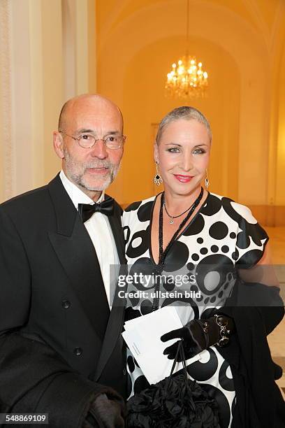 Jacob, Katerina - Actress, Germany - with Partner Jochen Neumann during jubilee gala Karl Spiehs '50 Years Film' in in the Vienna Hofburg, Austria