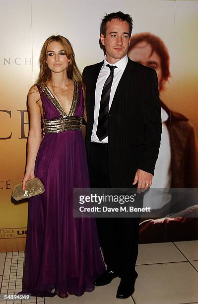 Actors Keira Knightley and Matthew MacFadyen arrive at the UK premiere for the film "Pride & Prejudice" at the Odeon Leicester Square on September 5,...