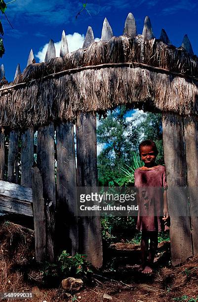Huli child, Papua New Guinea, Tari, Huli, Highlands