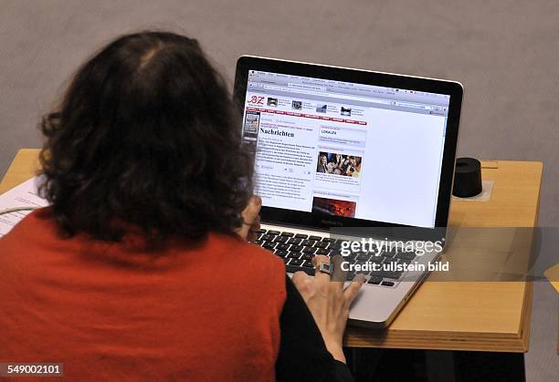 Erste Sitzung 2012 im Berliner Abgeordnetenhaus - Nachrichtenseite der B.Z.-Webseite