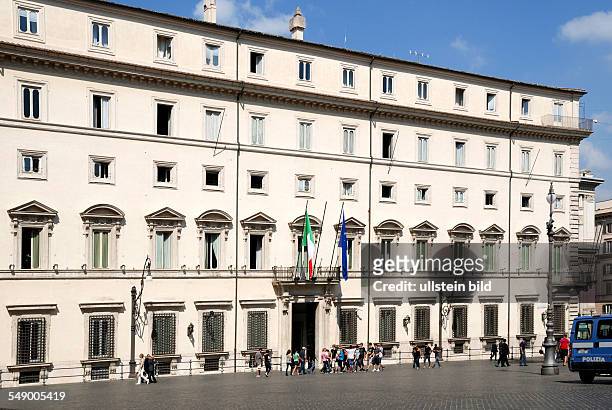 Palazzo Chigi at the Piazza Colonna: Residence of the Italian Prime Minister.