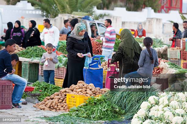 Tunisia: Bouficha, Farmers market