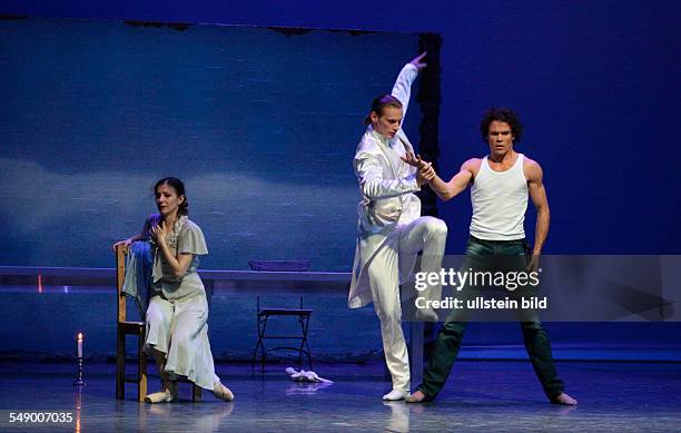 Performance of John Neumeier's ballet 'Liliom' with Carsten Jung as 'Liliom', Alina Cojocaru as 'Julie' and Edvin Revazov in the Hamburgische...