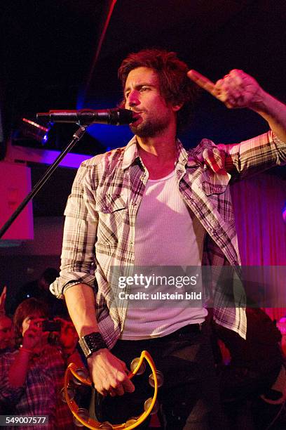 Tom Beck - der deutsche Schauspieler und Saenger bei einem Konzert im Stage Club in Hamburg