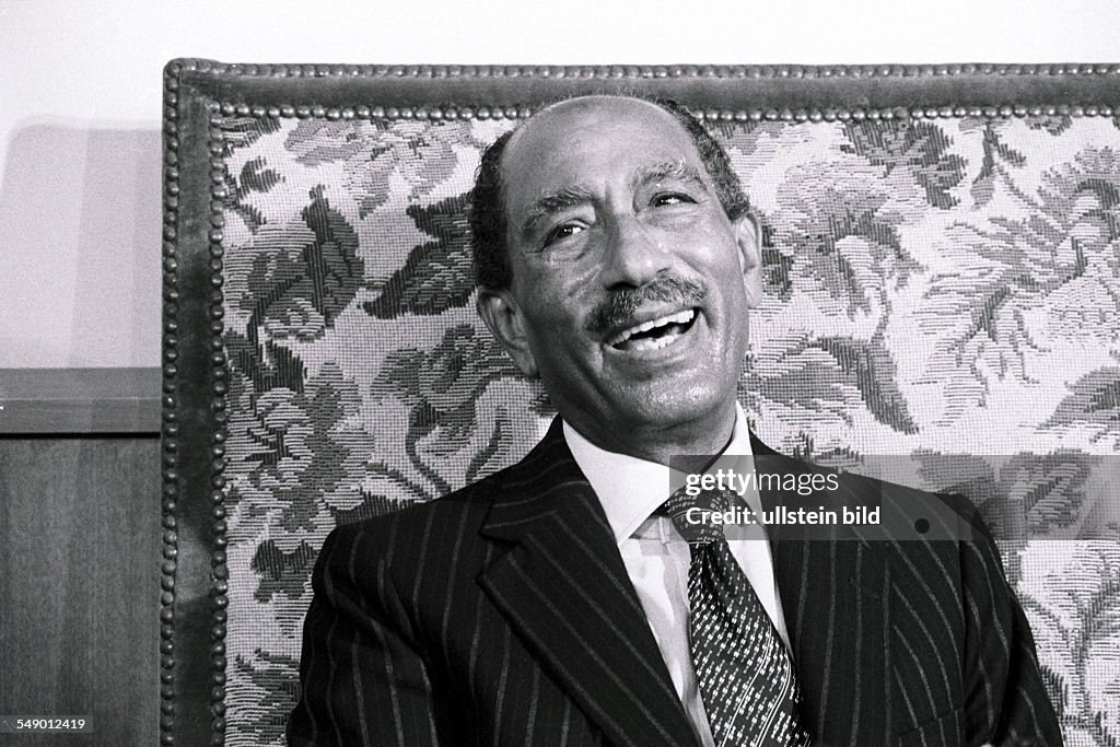 Anwar al Sadat , Praesident Aegypten