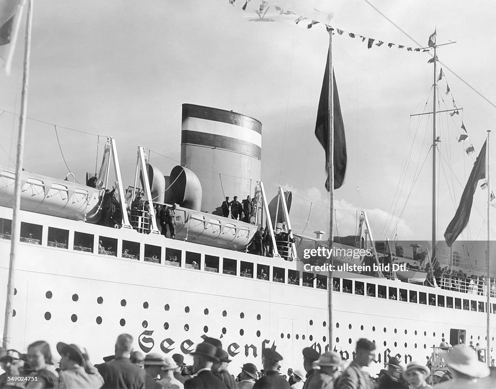 Hapag Seebäderschiff "Tannenberg"