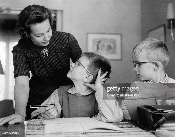 Rut Brandt, Author, Norway, 2nd wife of Willy Brandt - with her sons Peter and Lars