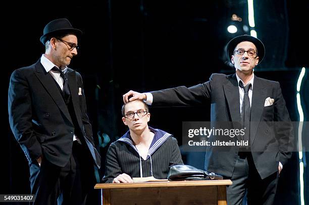 Performance of Daniel Kehlmann's play 'Geister in Princeton' in the Renaissance Theater, Berlin; scene with Heikko Deutschmann , Benno Lehmann , and...