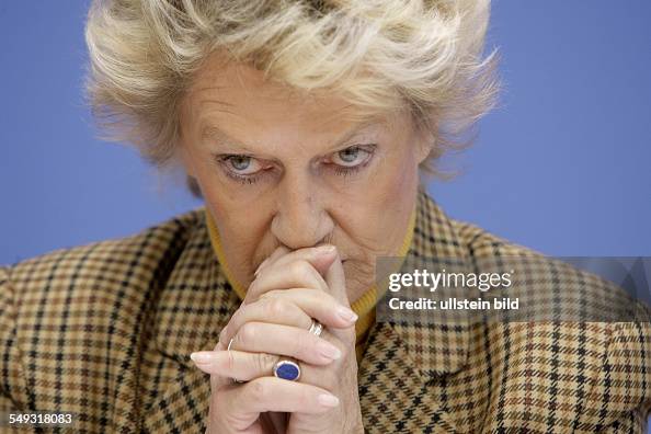 Petra Rothbart Dr. h.c. Petra Roth, Vizepräsidentin des Deutschen Städtetages, auf ...