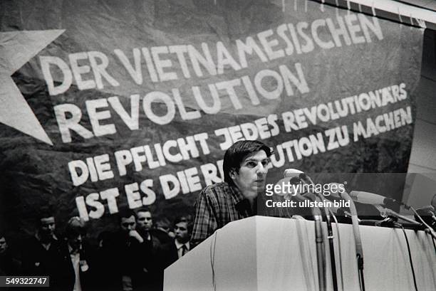 Germany - Berlin - West-Berlin, Technical University: International Vietnam Congress against the war in Vietnam, organized by the SDS Sozialistische...