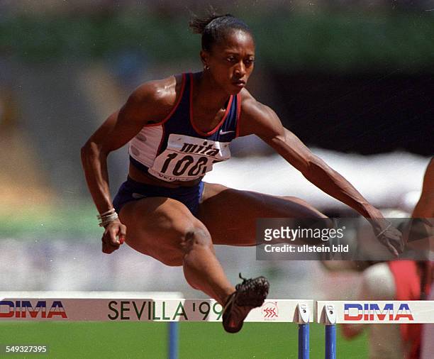 Leichtathletik, Weltmeisterschaft 1999 / Gail Devers in Aktion Hürde