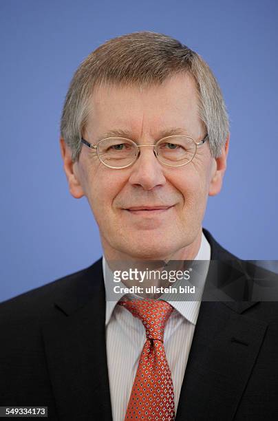 Prof. Dr. Joachim Scheide, Institut für Weltwirtschaft , Kiel
