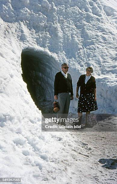 Schweiz Ausgang d. Sphinxstollen, Jungfraujoch