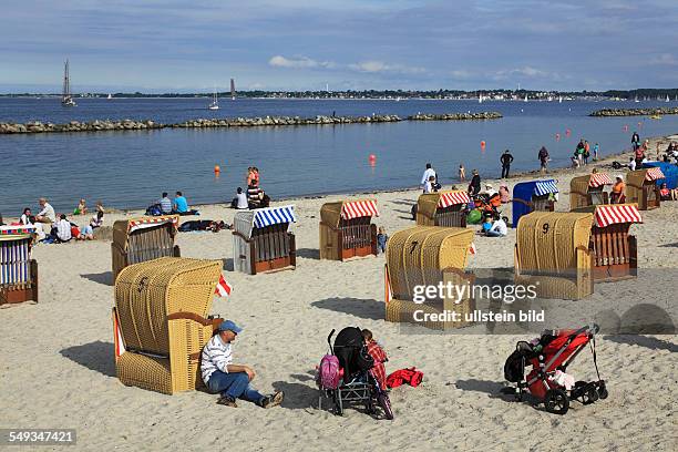 Germany, Kiel, bathing beach Schilksee, beach chairs, people, tourists